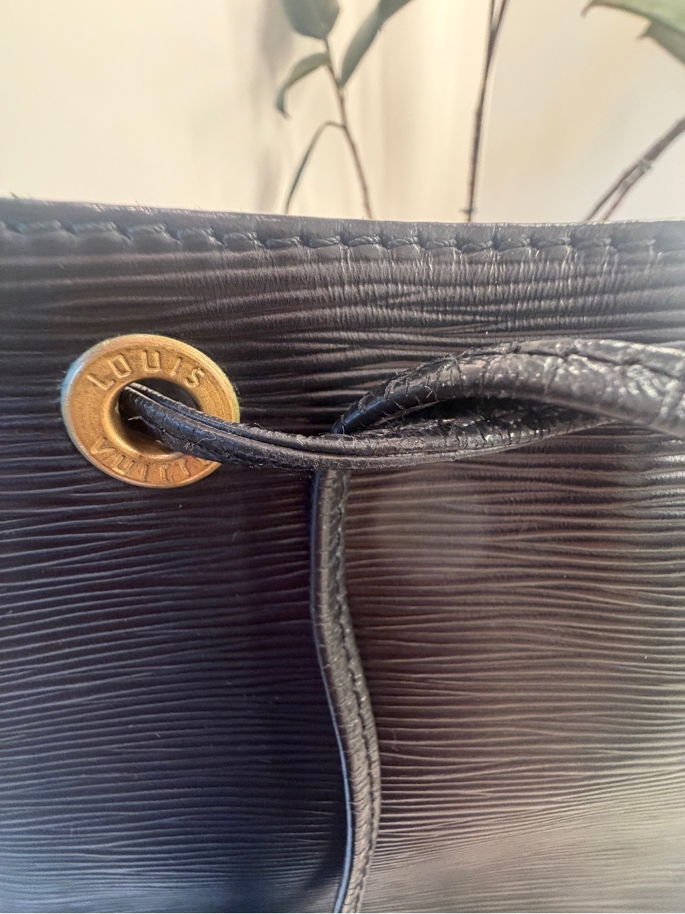 Louis Vuitton Epi Noe Black Bucket Bag, Shoulder Bag - Picture 11 of 15